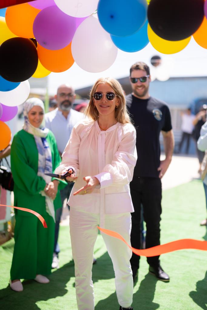 Ellie Goulding Cuts the Ribbon